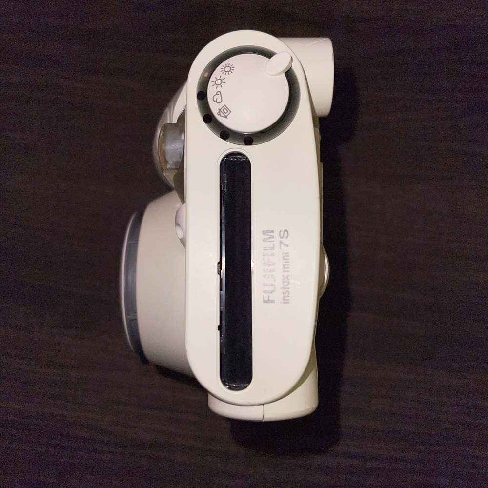 Camera - Picture 9 of 11